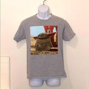 Unisex The Mandalorian Baby Yoda Star Wars Graphic Tee